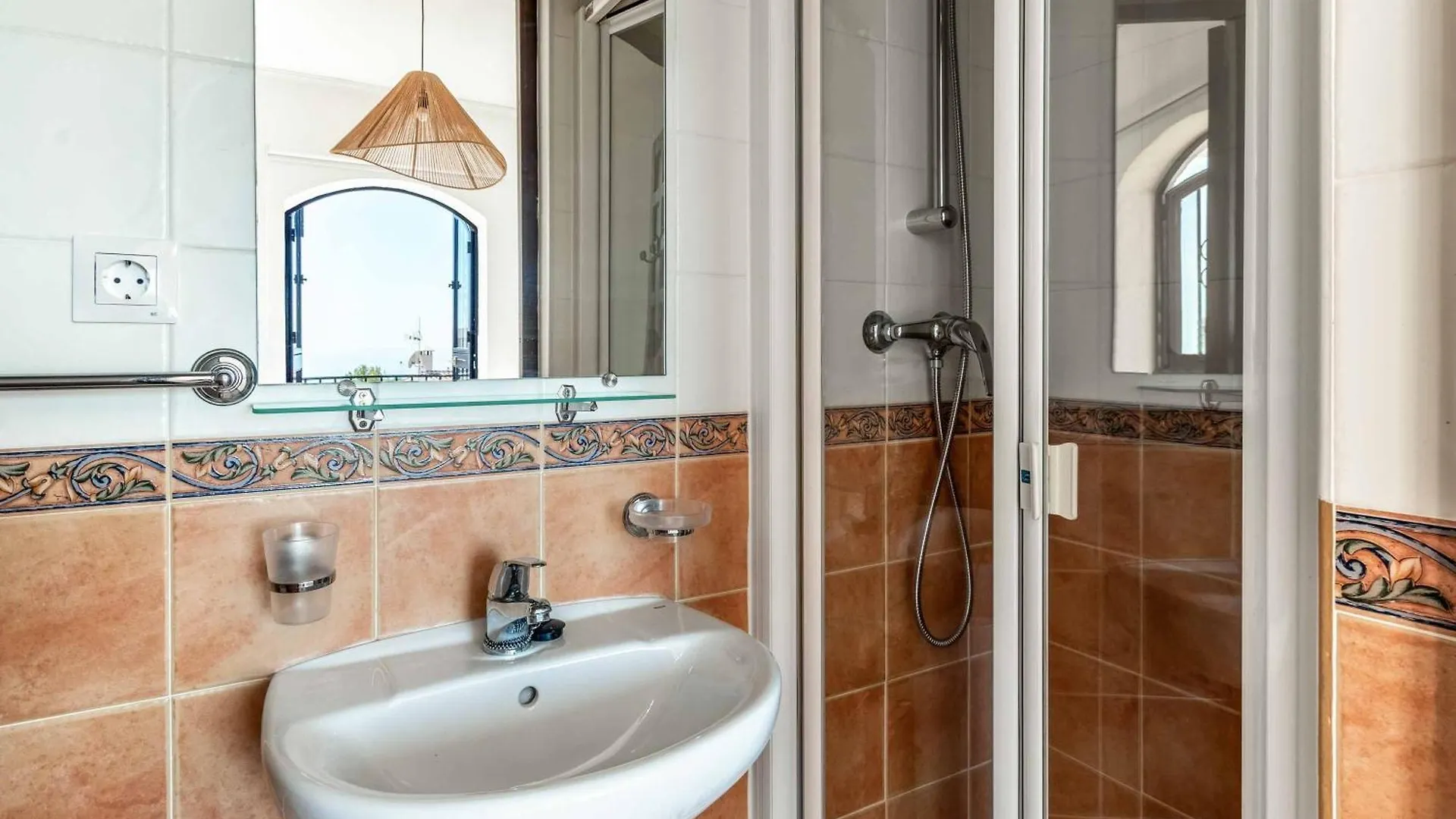 El Olivo De Capistrano Villa Nerja