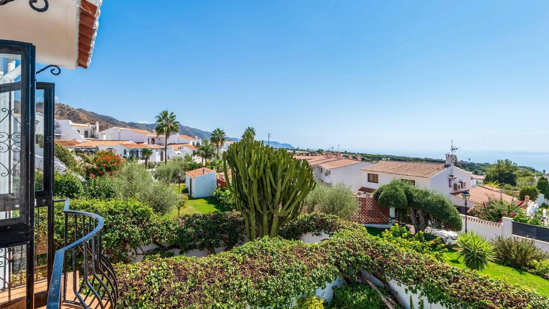 El Olivo De Capistrano Villa Nerja